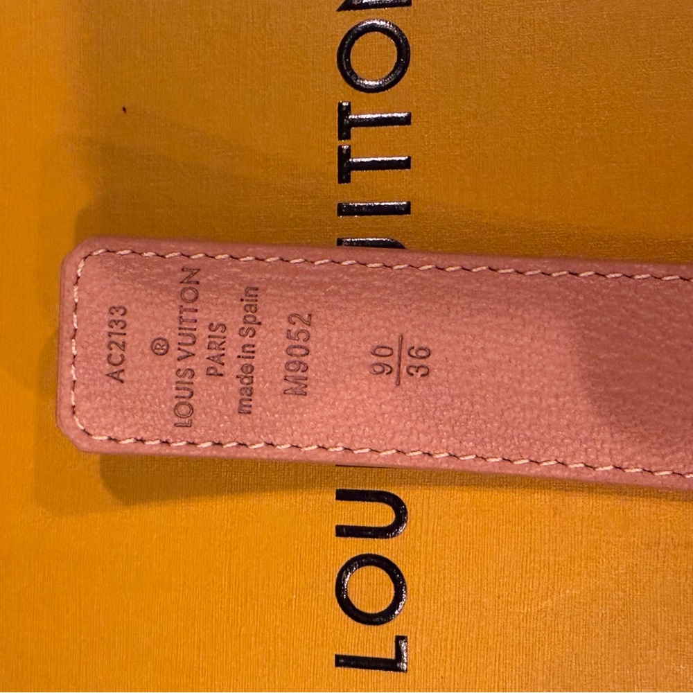 Like new Louis Vuitton Monogram Brown and Pink Belt women’s 90/36 reversible - Picture 5 of 5